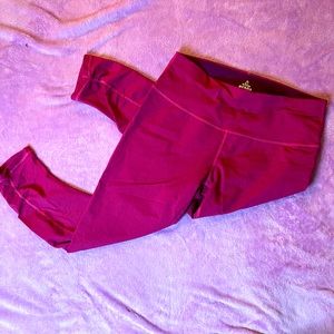 Prana purple Capri leggings women’s medium